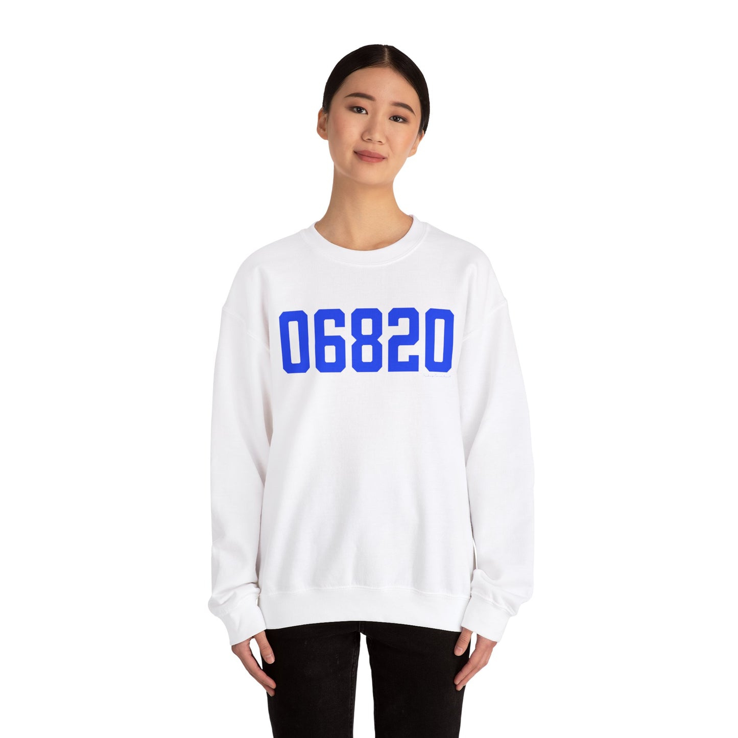 06820 - Darien Connecticut Zip Code Unisex Heavy Blend™ Crewneck Sweatshirt