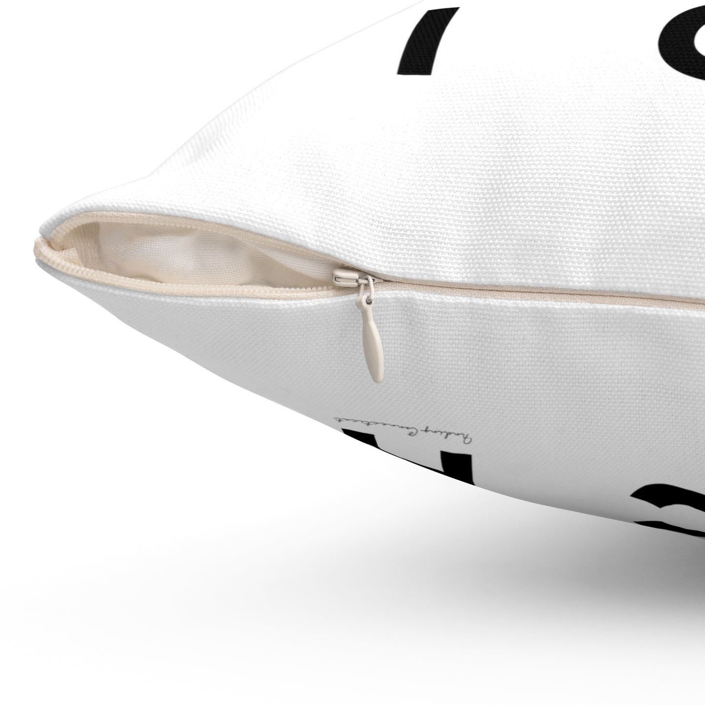 Greenwich Vision
Spun Polyester Square Pillow