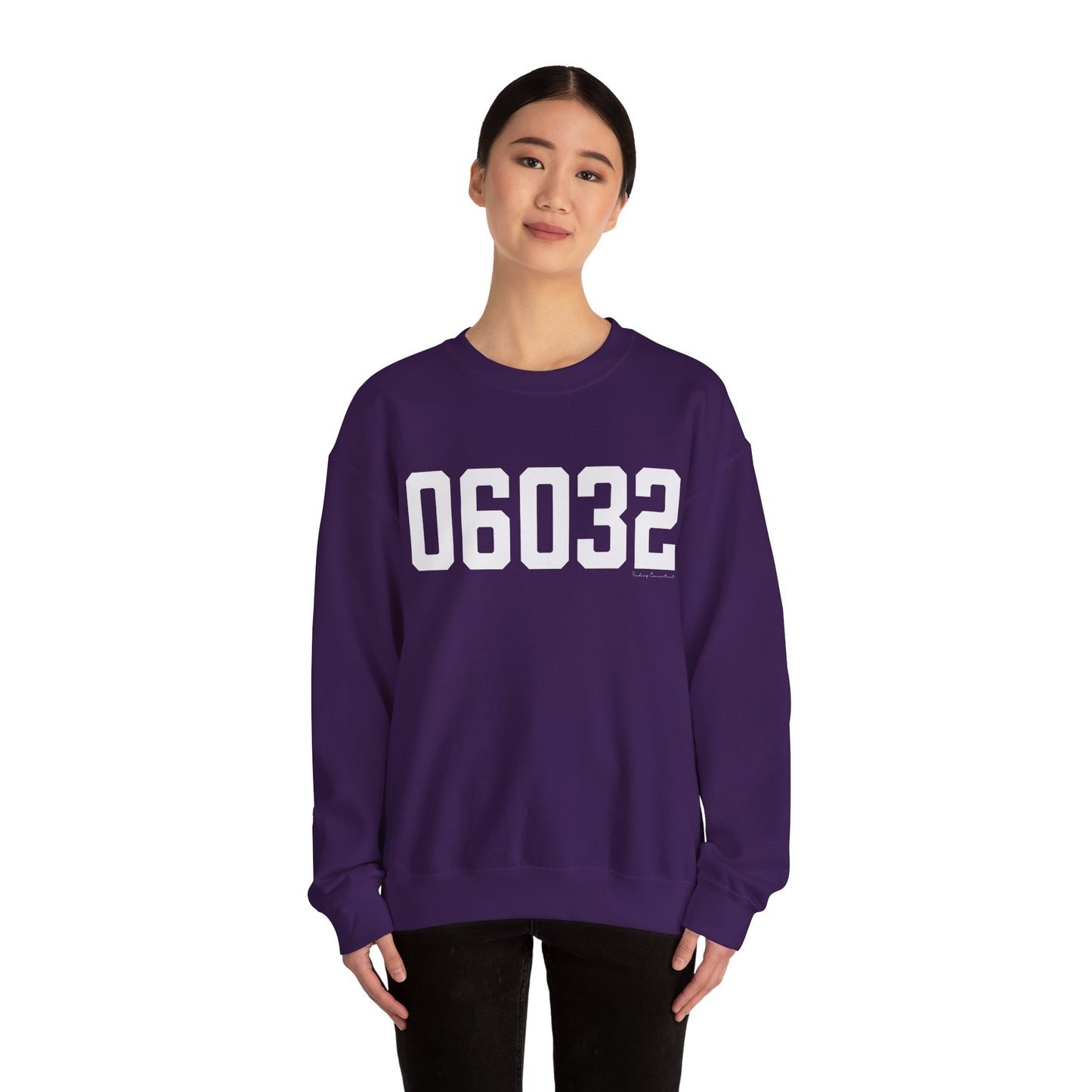 06032 - Farmington CT Zip Code Unisex Heavy Blend™ Crewneck Sweatshirt