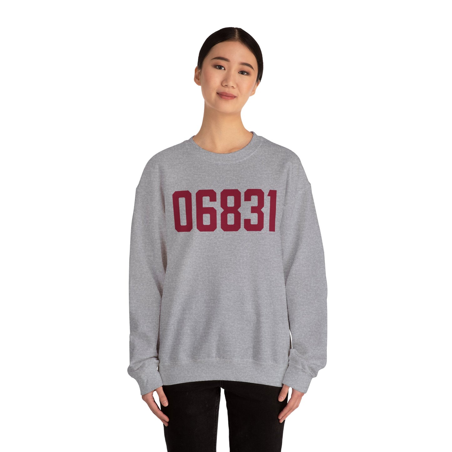 06831 - Greenwich Connecticut Zip Code Unisex Heavy Blend™ Crewneck Sweatshirt