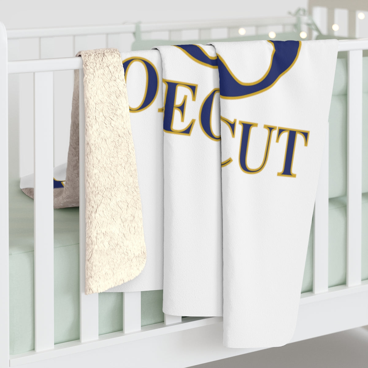 Danbury 203 Connecticut Sherpa Fleece Blanket