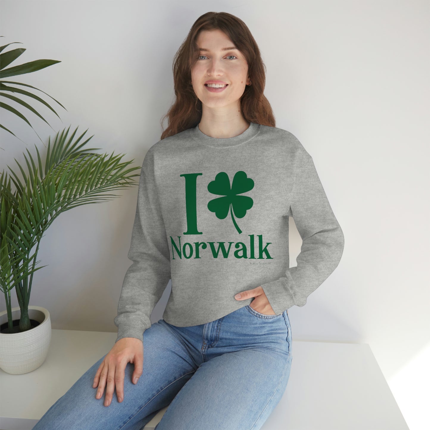 I Clover Norwalk (Green) Unisex Heavy Blend™ Crewneck Sweatshirt