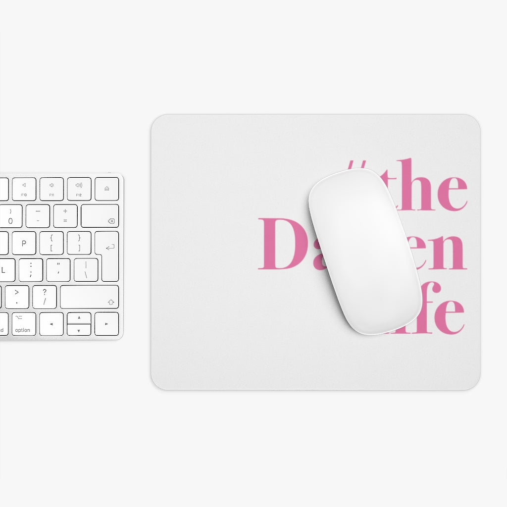 Do you live the Darien life? Darien, Connecticut inspired water bottles, mugs, drinkware, shirts, tee shirts, apparel, gifts, home apparel. Unless noted sales goes to help grow Finding Darien and Finding Connecticuts websites and brand.