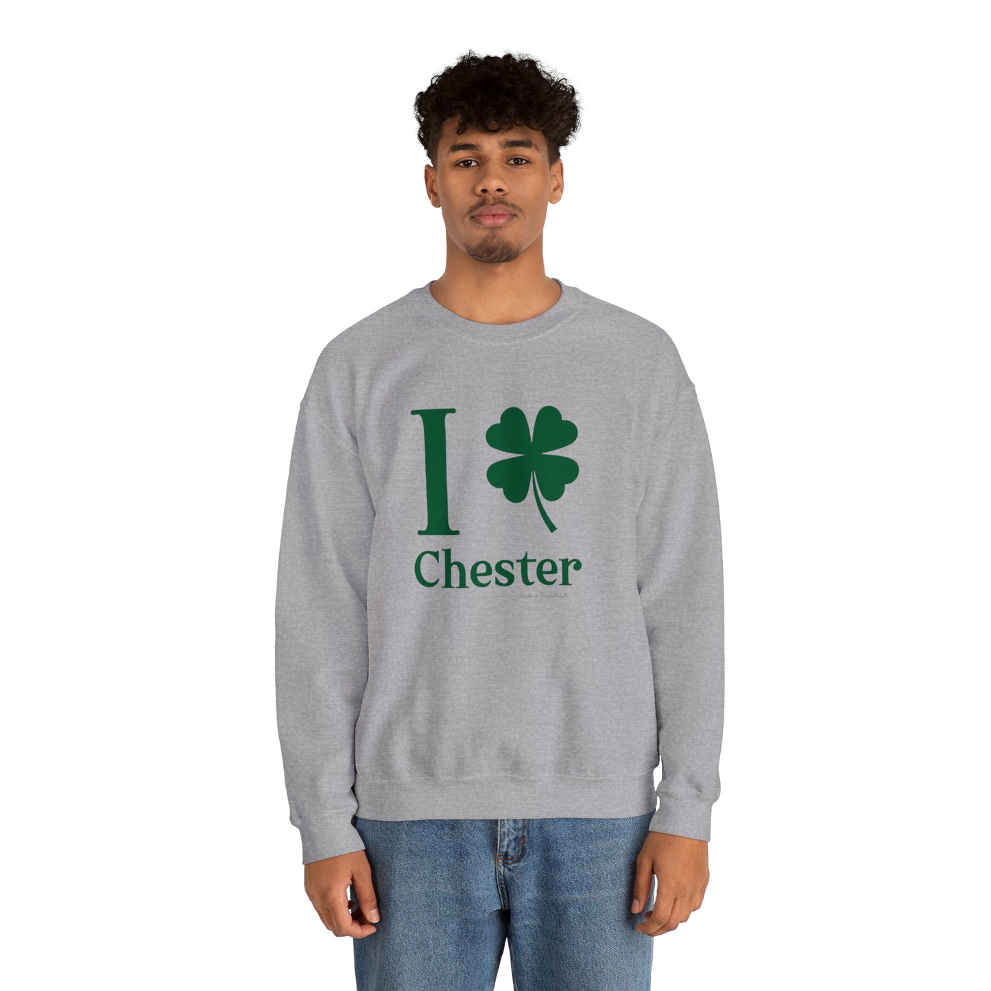 I Clover Chester Unisex Heavy Blend™ Crewneck Sweatshirt (green)