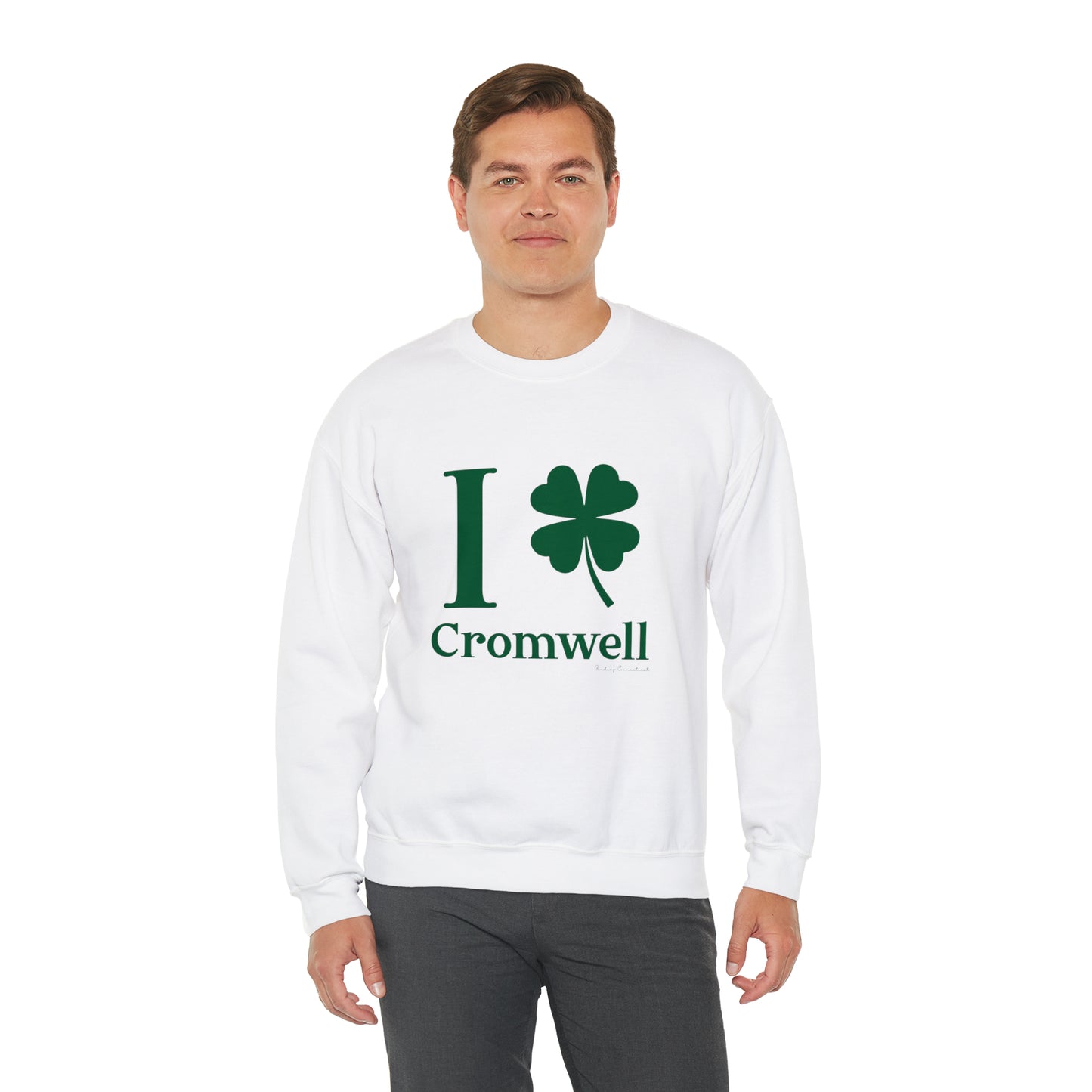 I Clover Cromwell Unisex Heavy Blend™ Crewneck Sweatshirt (green)