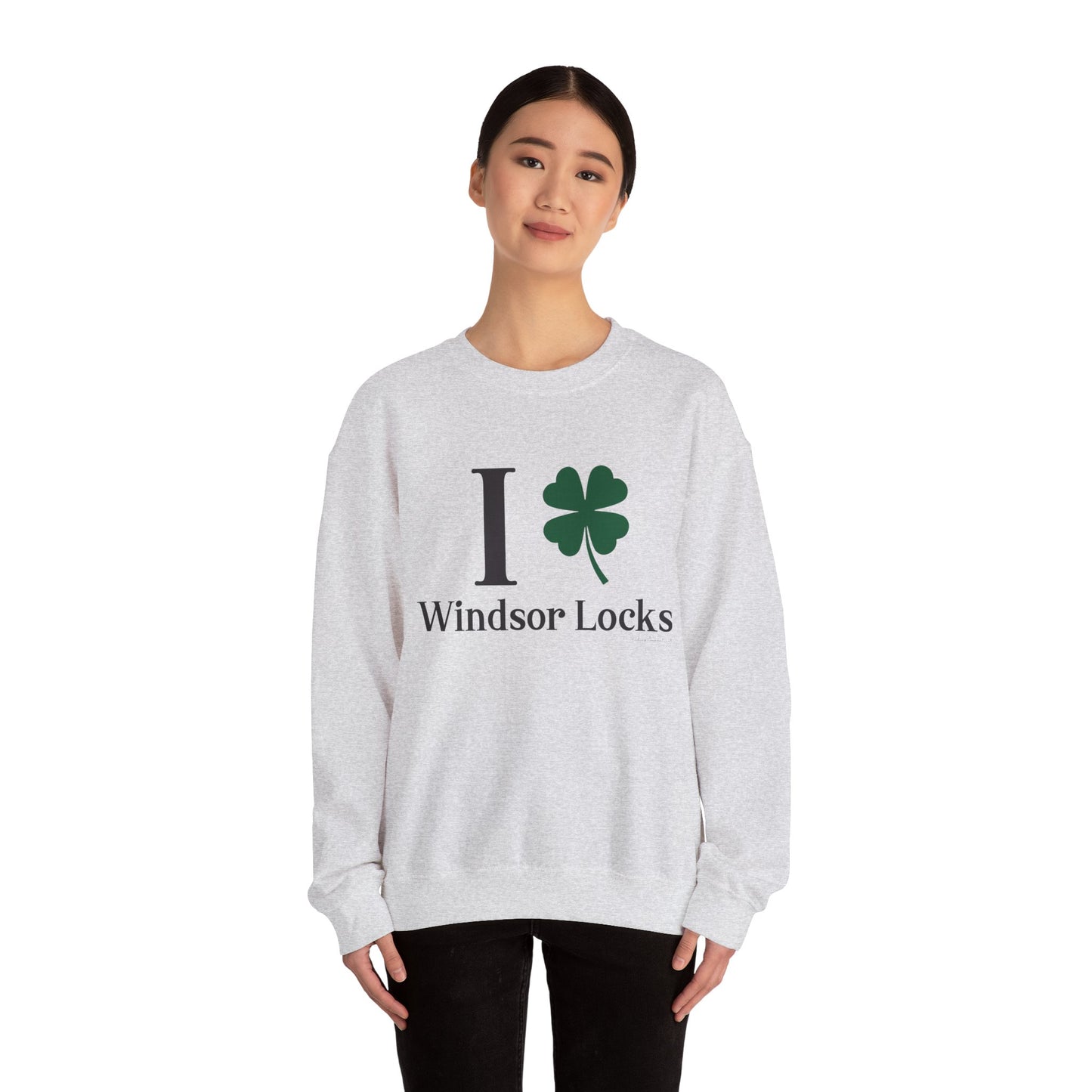 I Clover Windsor Locks Unisex Heavy Blend™ Crewneck Sweatshirt