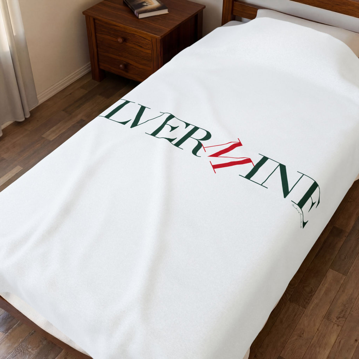 41 Tilt Silvermine Velveteen Plush Blanket