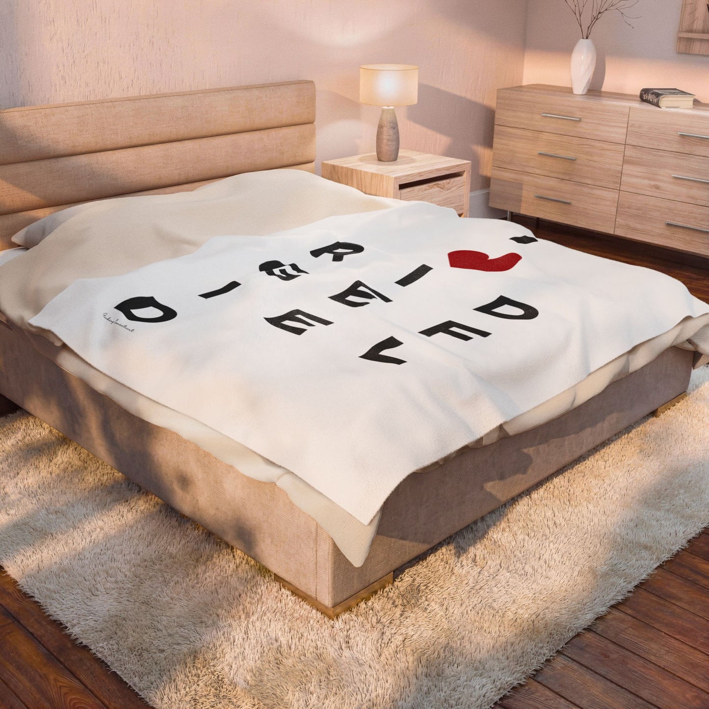 Ridgefield Vision Velveteen Plush Blanket