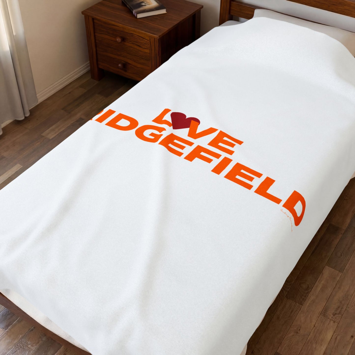 Love Ridgefield Velveteen Plush Blanket