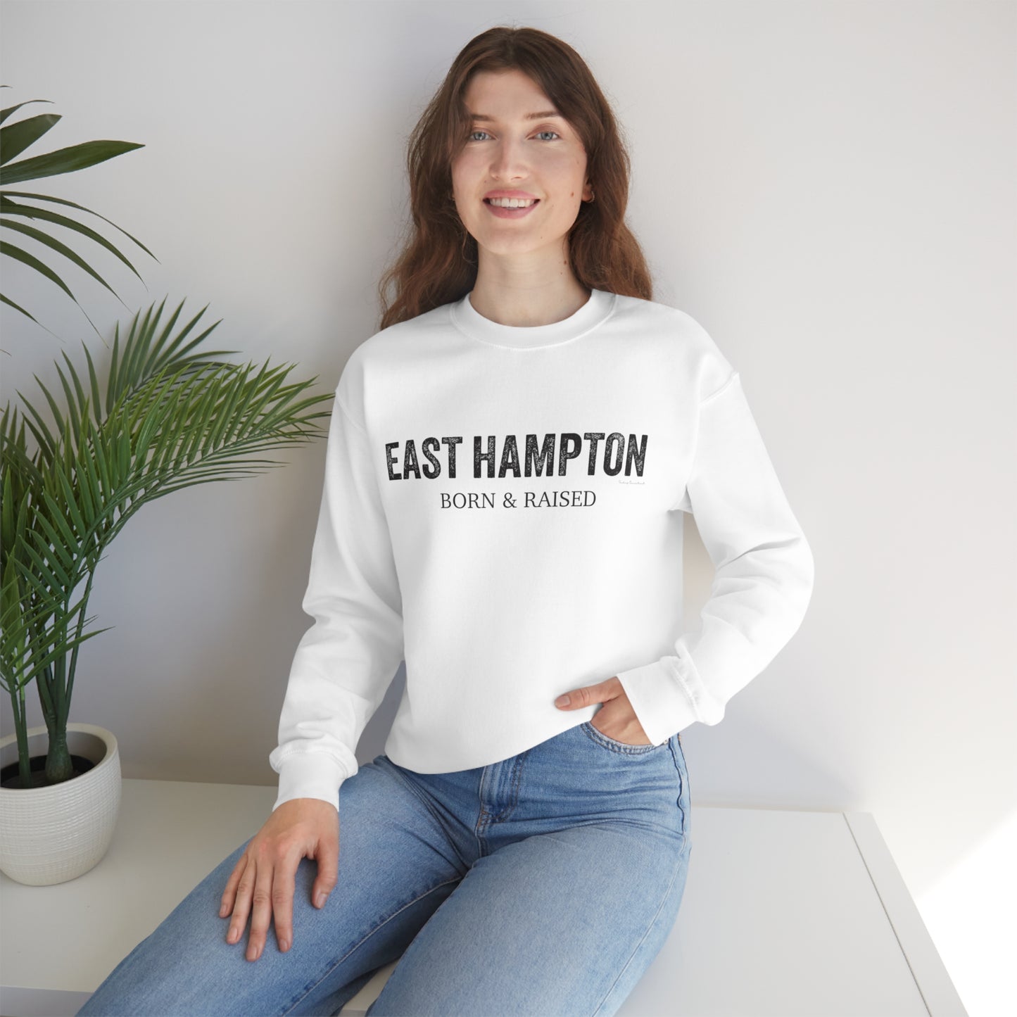 East Hampton Born & Raised Unisex Heavy Blend™ Crewneck Sweatshirt