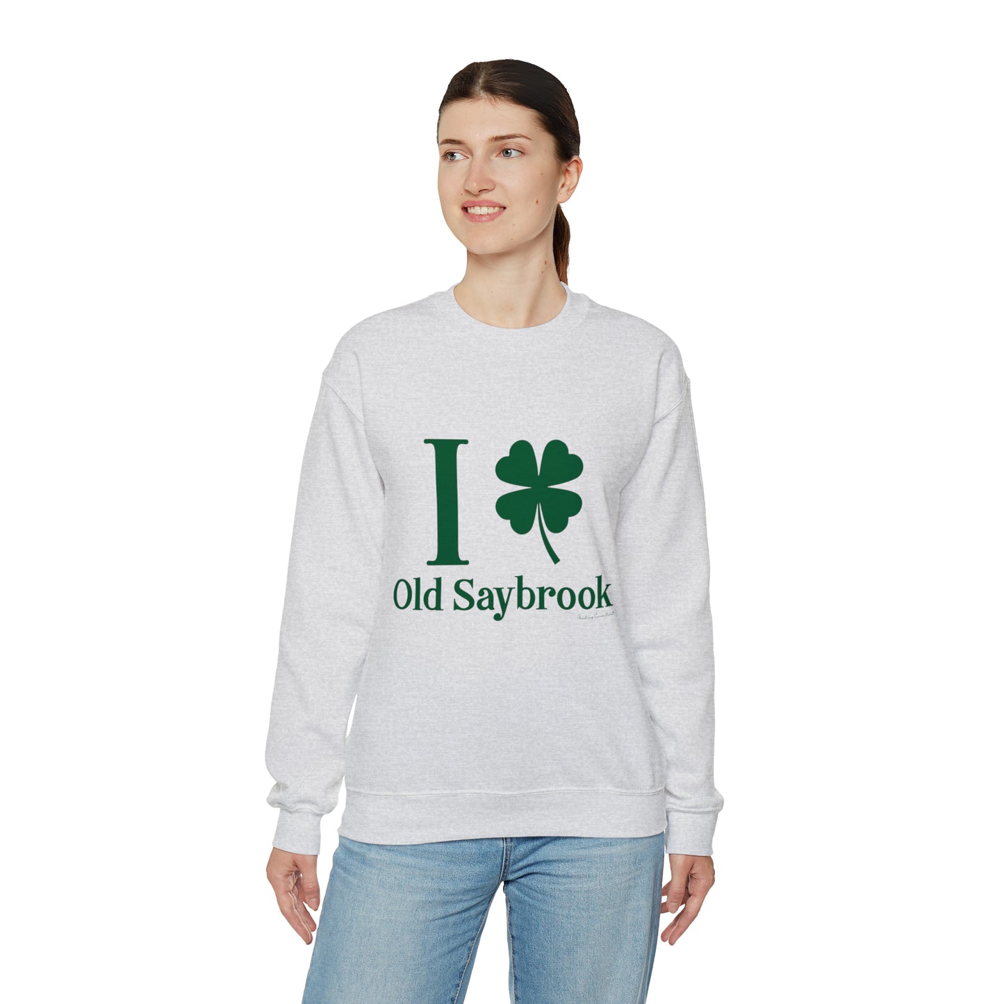 I Clover Old Saybrook Unisex Heavy Blend™ Crewneck Sweatshirt (green)