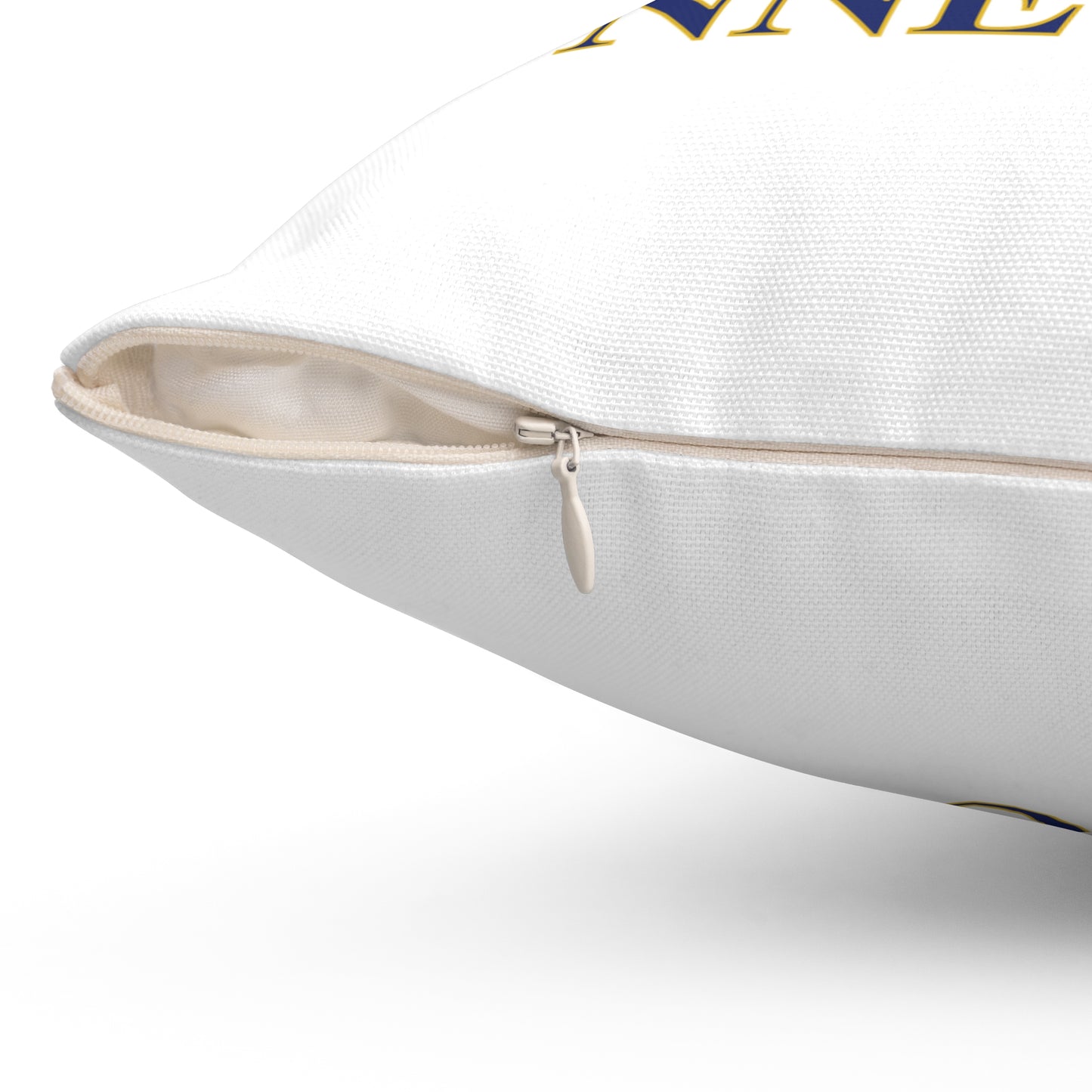 Canterbury 860 Connecticut Spun Polyester Square Pillow