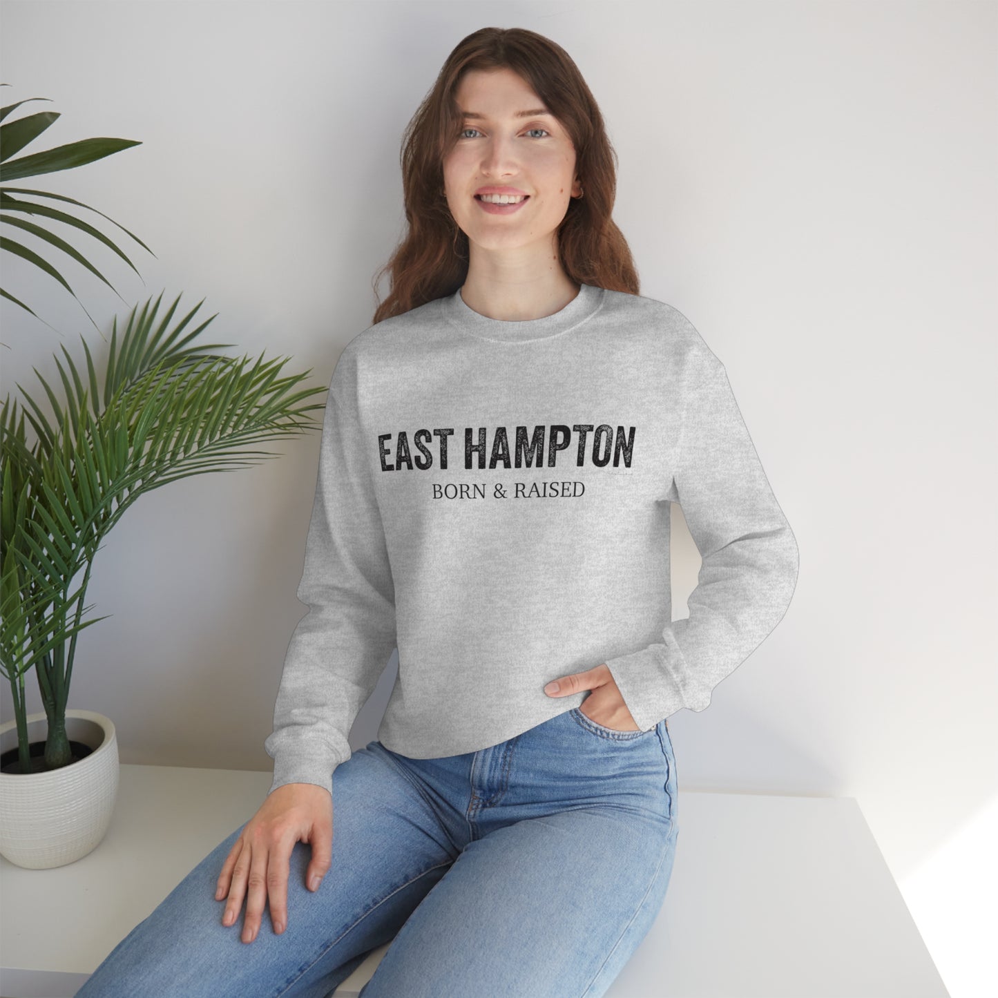 East Hampton Born & Raised Unisex Heavy Blend™ Crewneck Sweatshirt