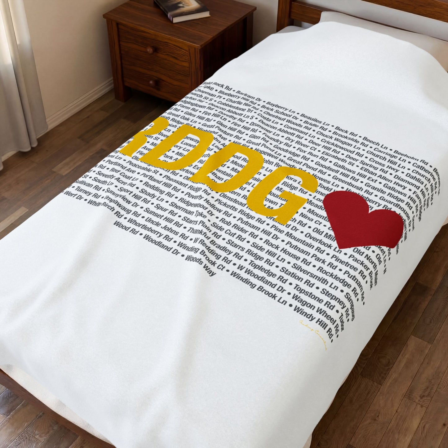 Redding Love Velveteen Plush Blanket