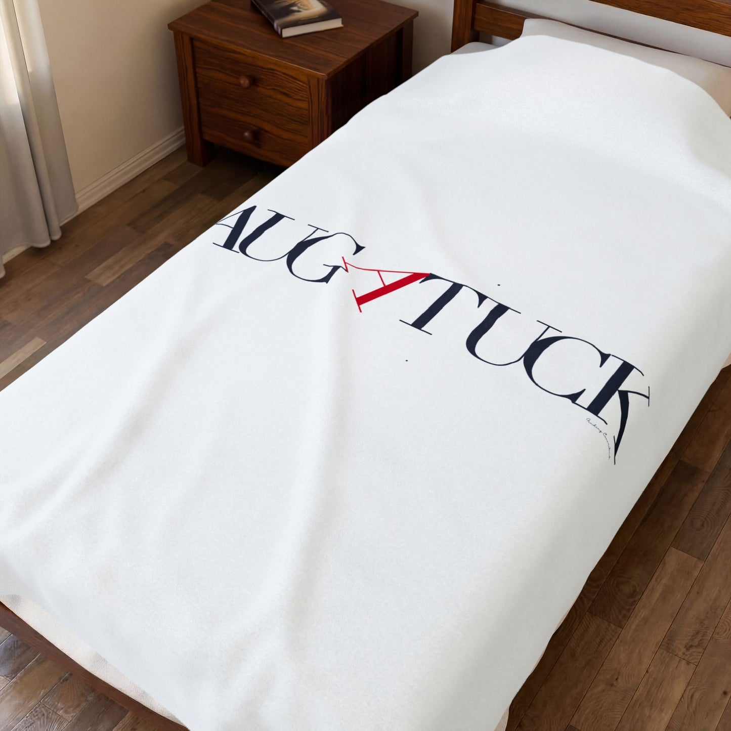 41 Tilt Saugatuck Velveteen Plush Blanket