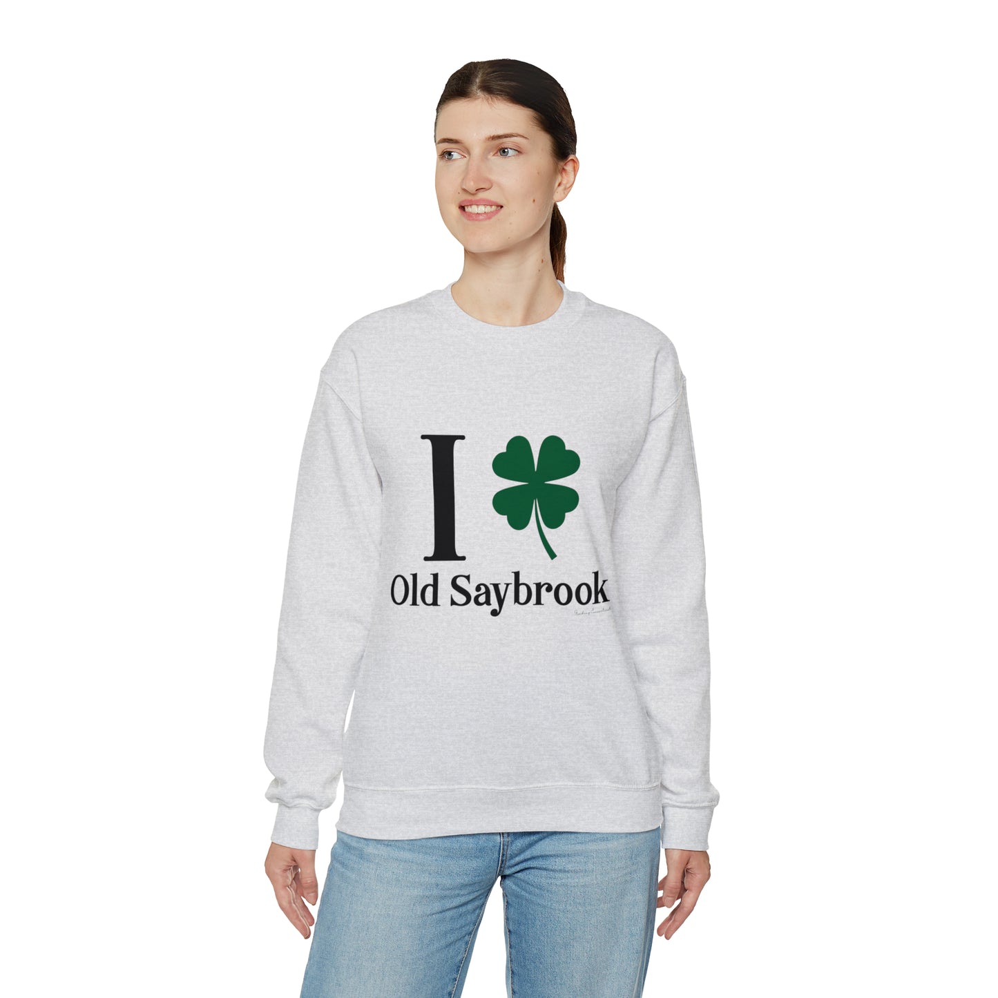 I Clover Old Saybrook Unisex Heavy Blend™ Crewneck Sweatshirt (black)