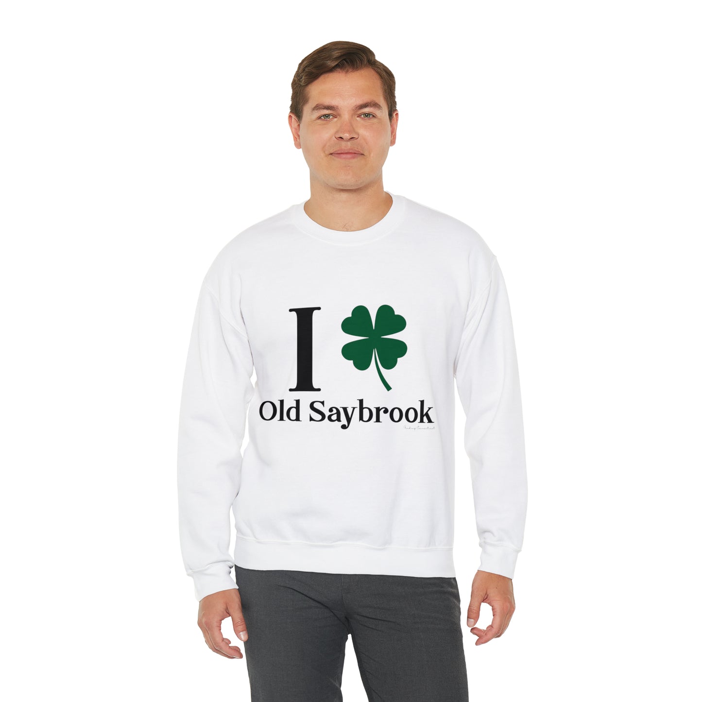 I Clover Old Saybrook Unisex Heavy Blend™ Crewneck Sweatshirt (black)