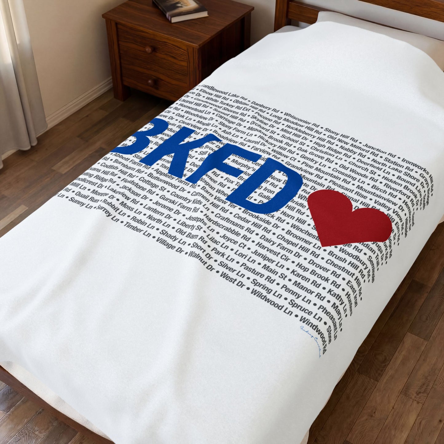 Brookfield Love Velveteen Plush Blanket