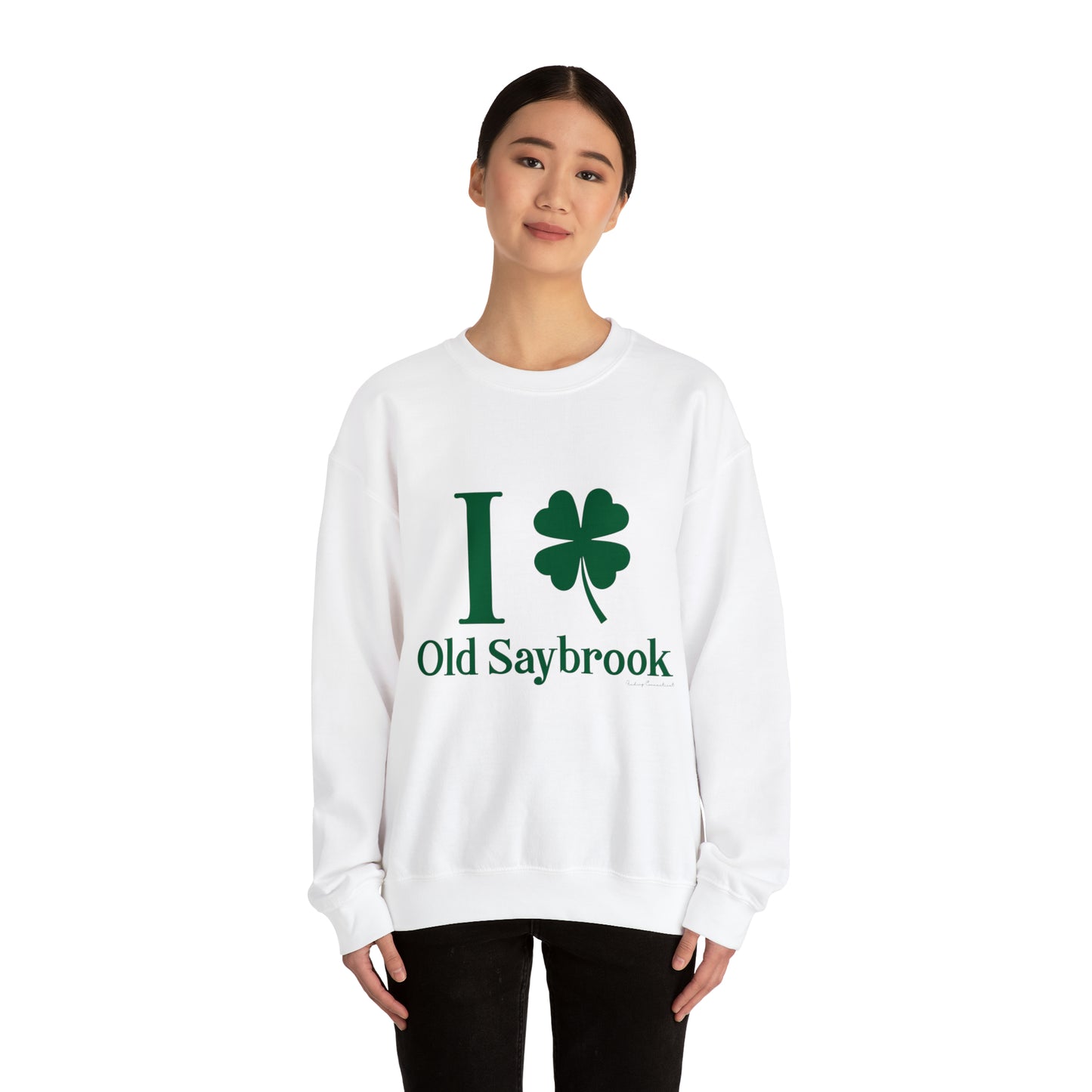 I Clover Old Saybrook Unisex Heavy Blend™ Crewneck Sweatshirt (green)