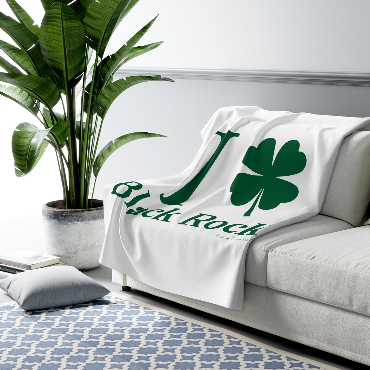 I Clover Black Rock Sherpa Fleece Blanket