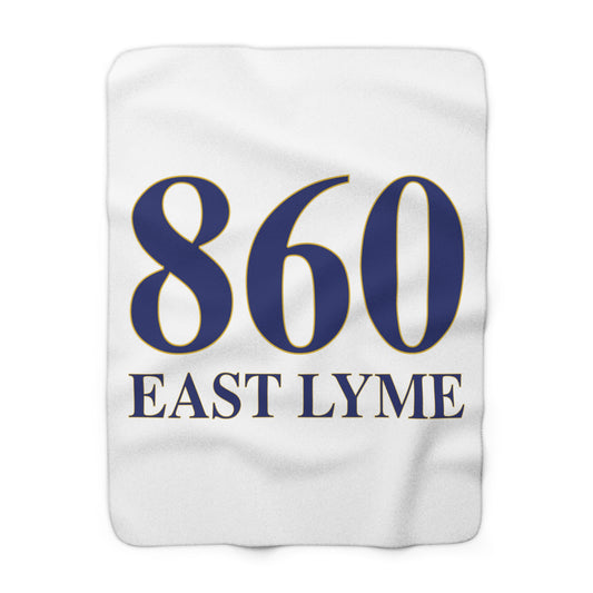 860 East Lyme Sherpa Fleece Blanket