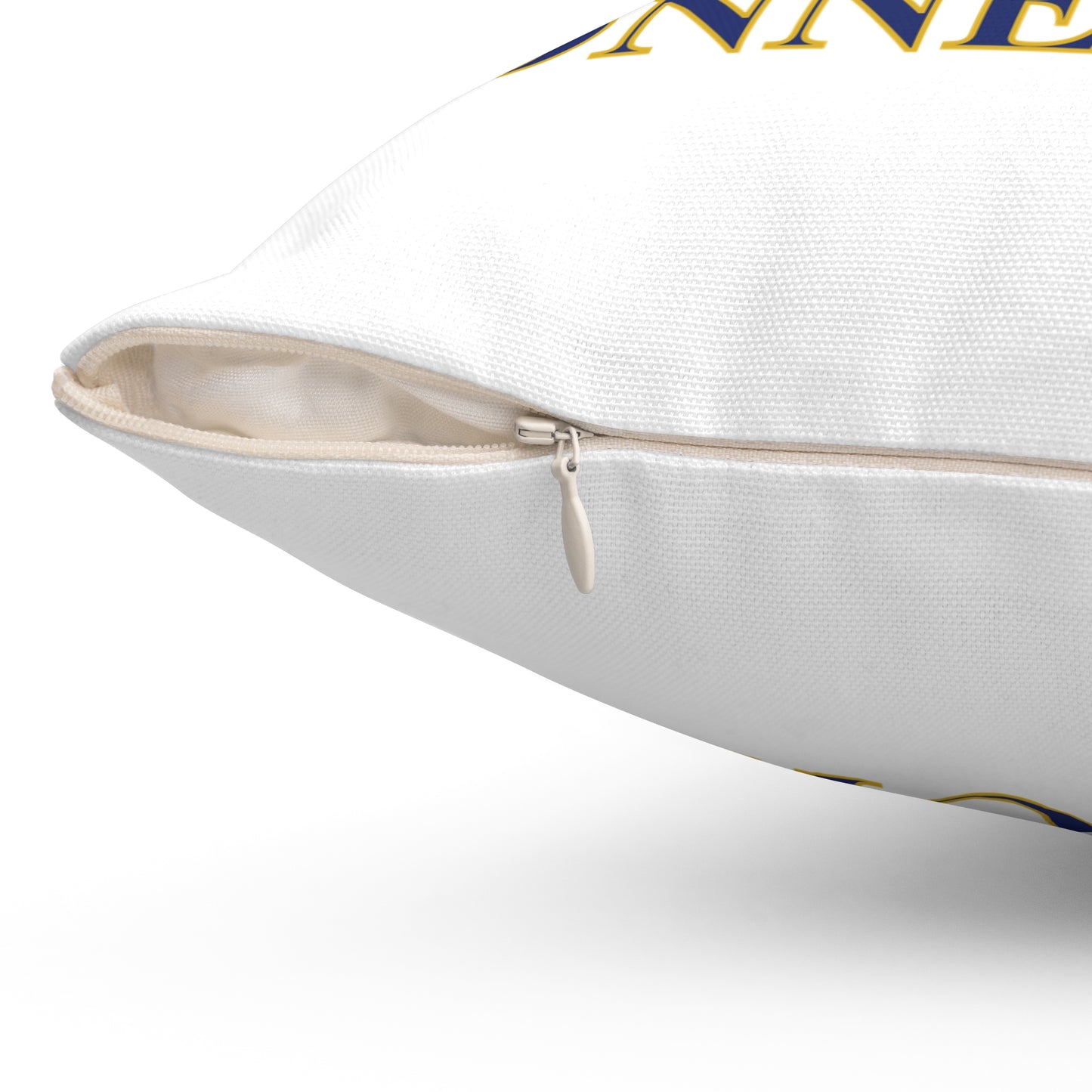 Deep River 860 Connecticut Spun Polyester Square Pillow