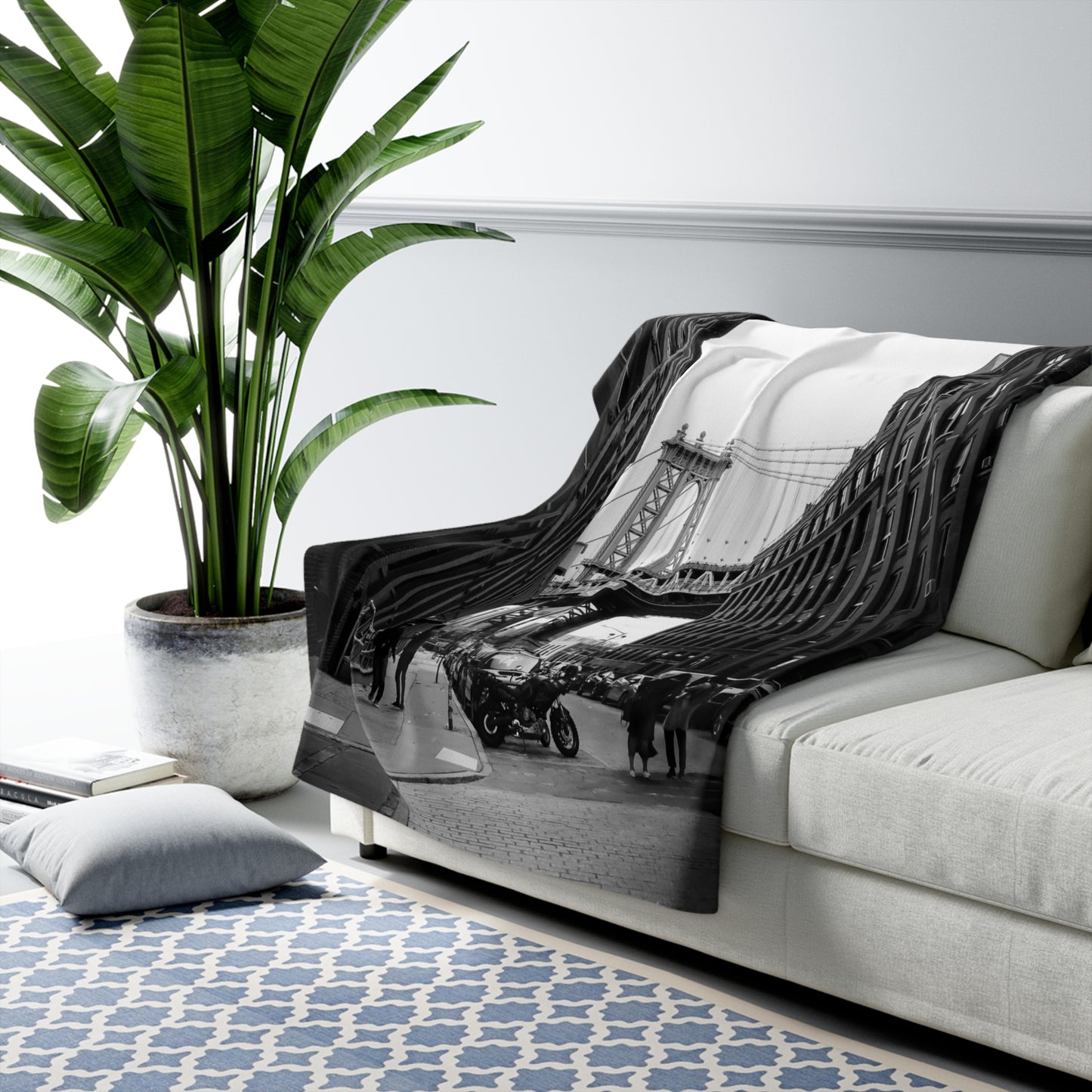 Manhattan Bridge Black and White Sherpa Fleece Blanket
