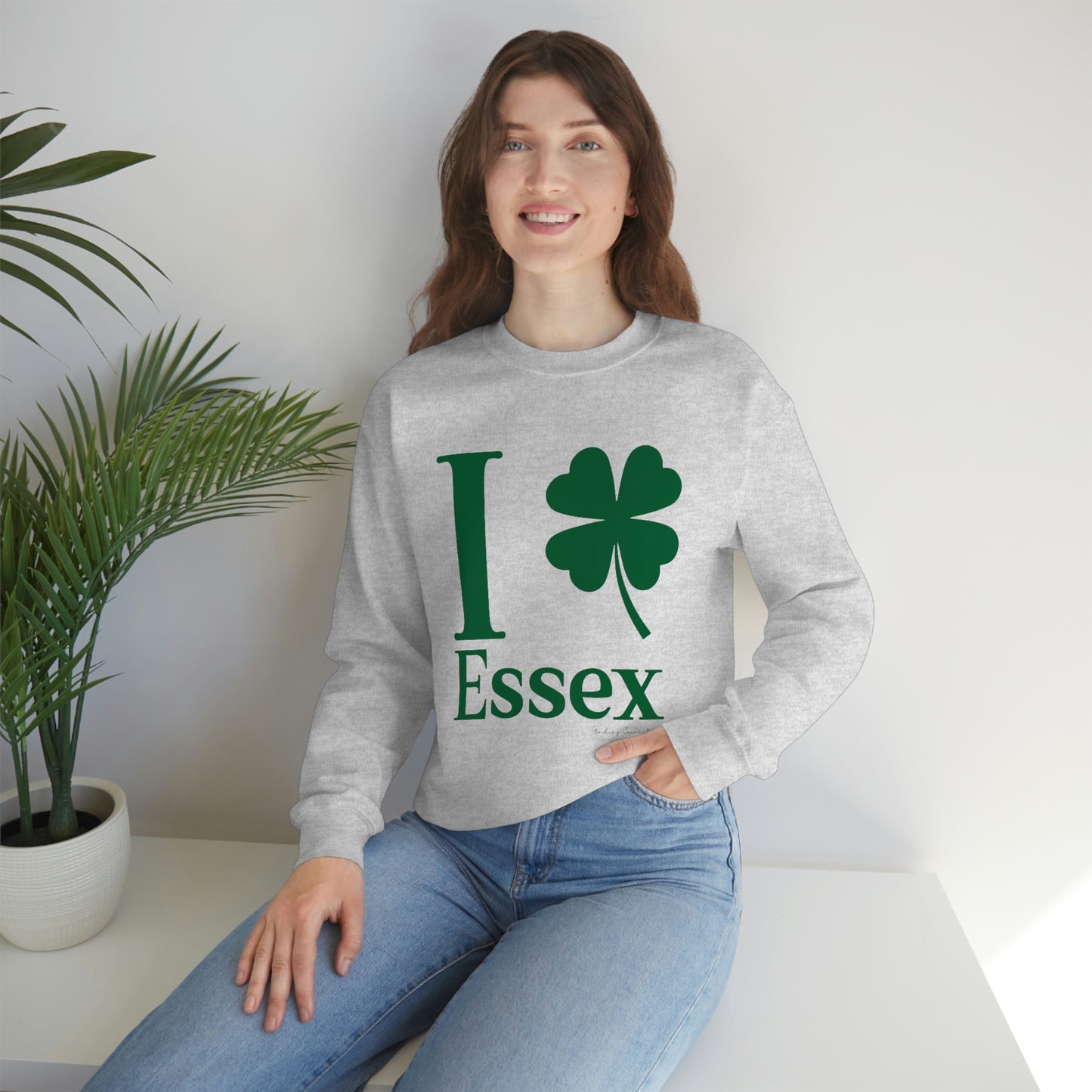 I Clover Essex (Green) Unisex Heavy Blend™ Crewneck Sweatshirt