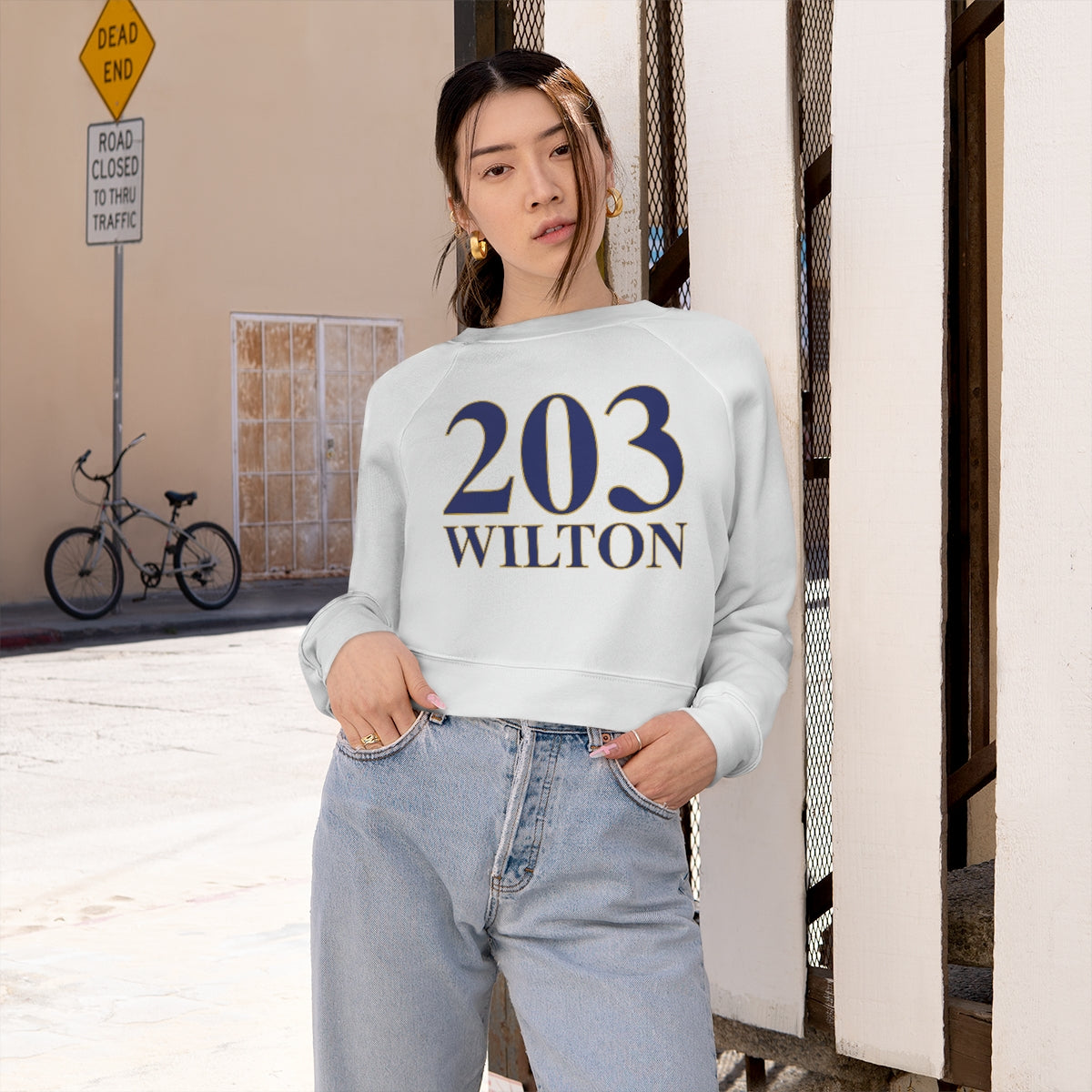 203 Wilton Women's Cropped Fleece Pullover