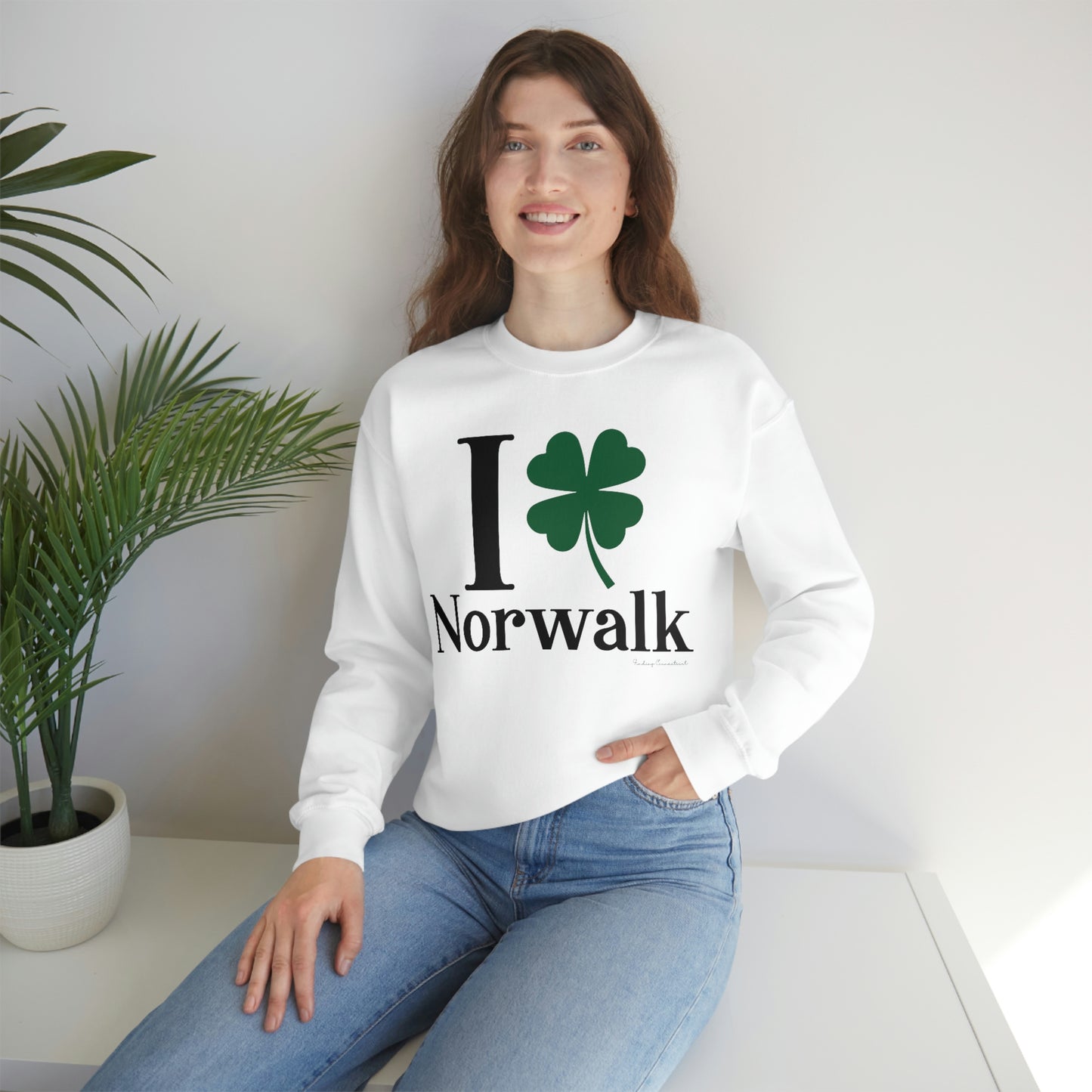 I Clover Norwalk Unisex Heavy Blend™ Crewneck Sweatshirt