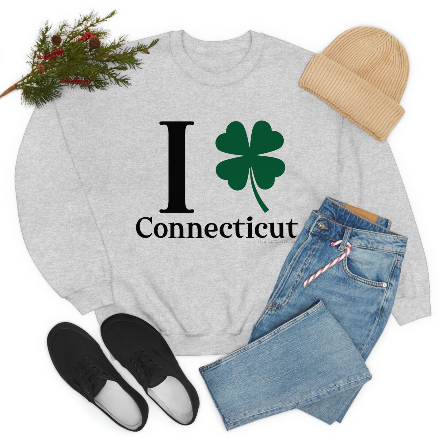 I Clover Connecticut Unisex Heavy Blend™ Crewneck Sweatshirt