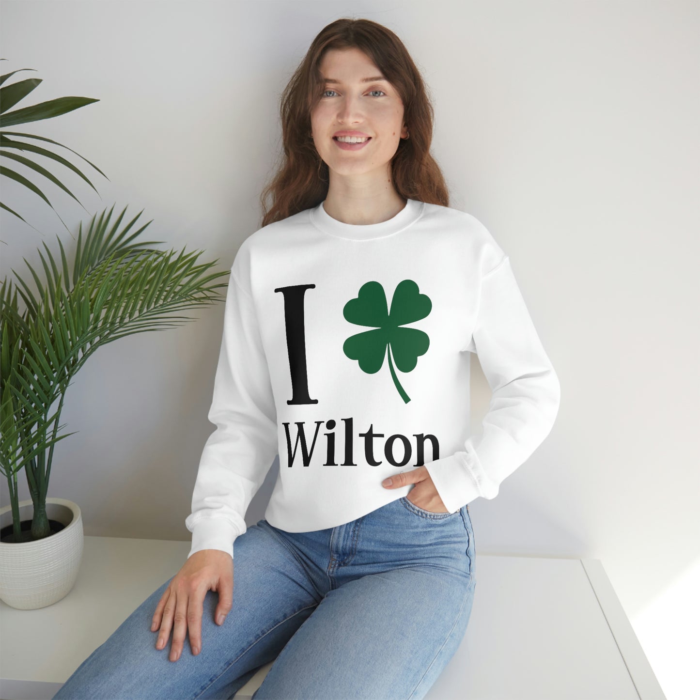 I Clover Wilton Unisex Heavy Blend™ Crewneck Sweatshirt