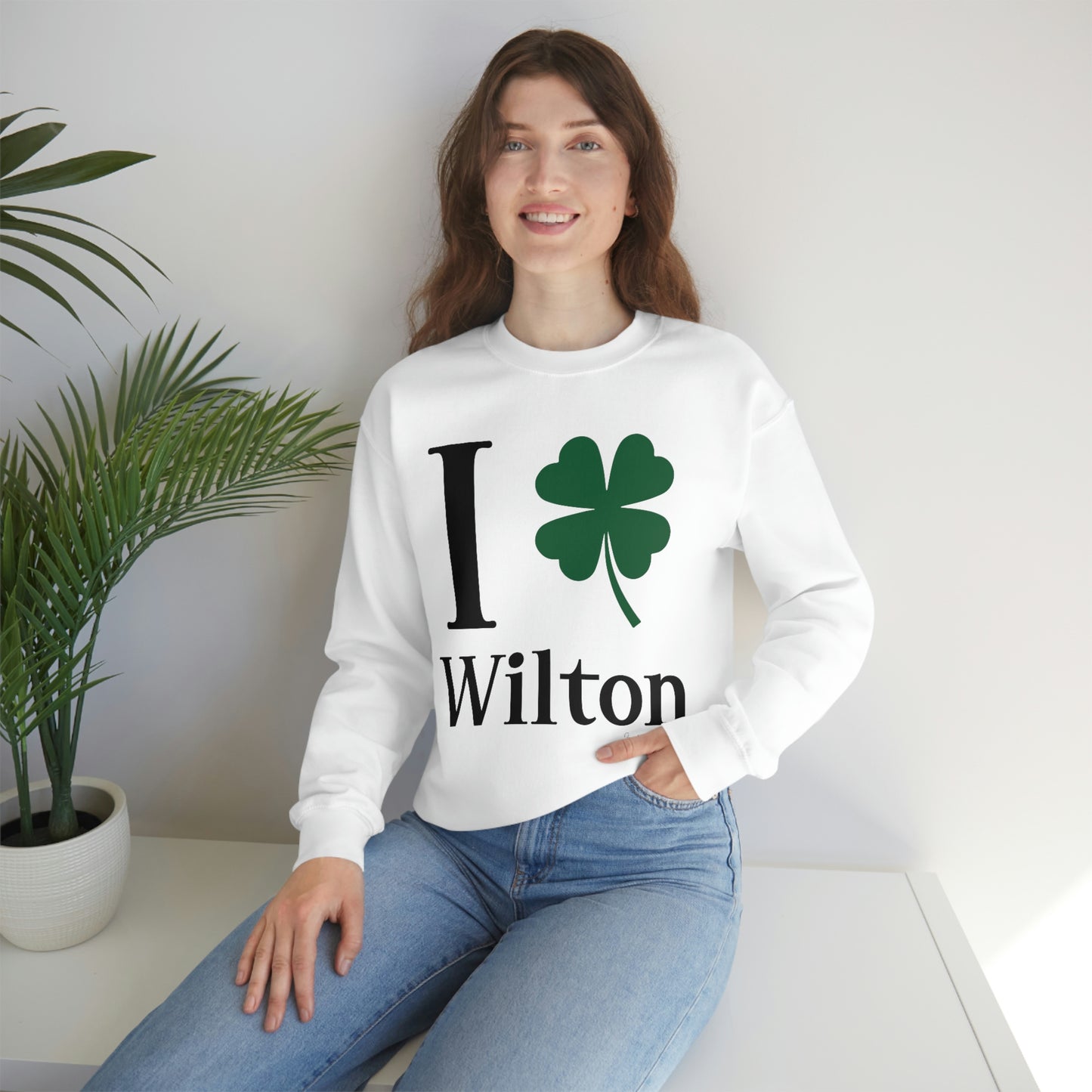 I Clover Wilton Unisex Heavy Blend™ Crewneck Sweatshirt