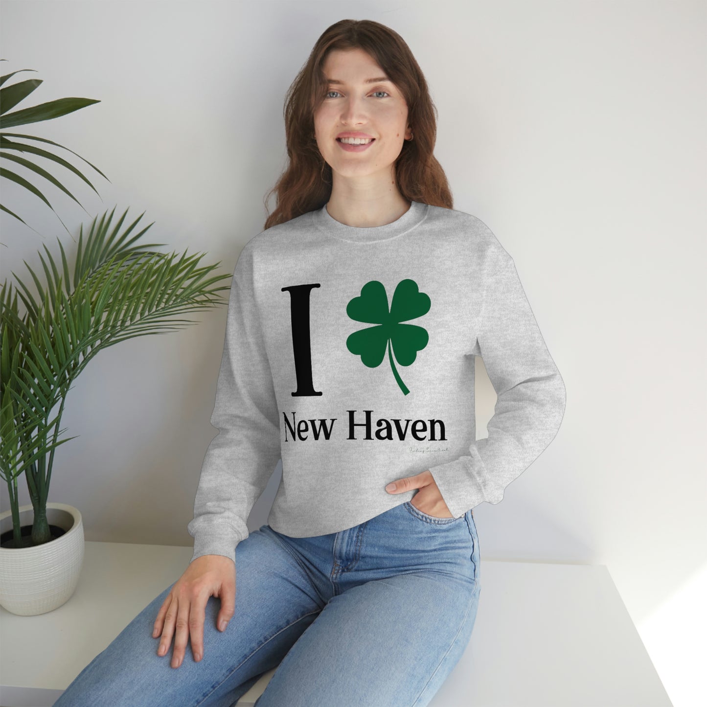 I Clover New Haven Unisex Heavy Blend™ Crewneck Sweatshirt