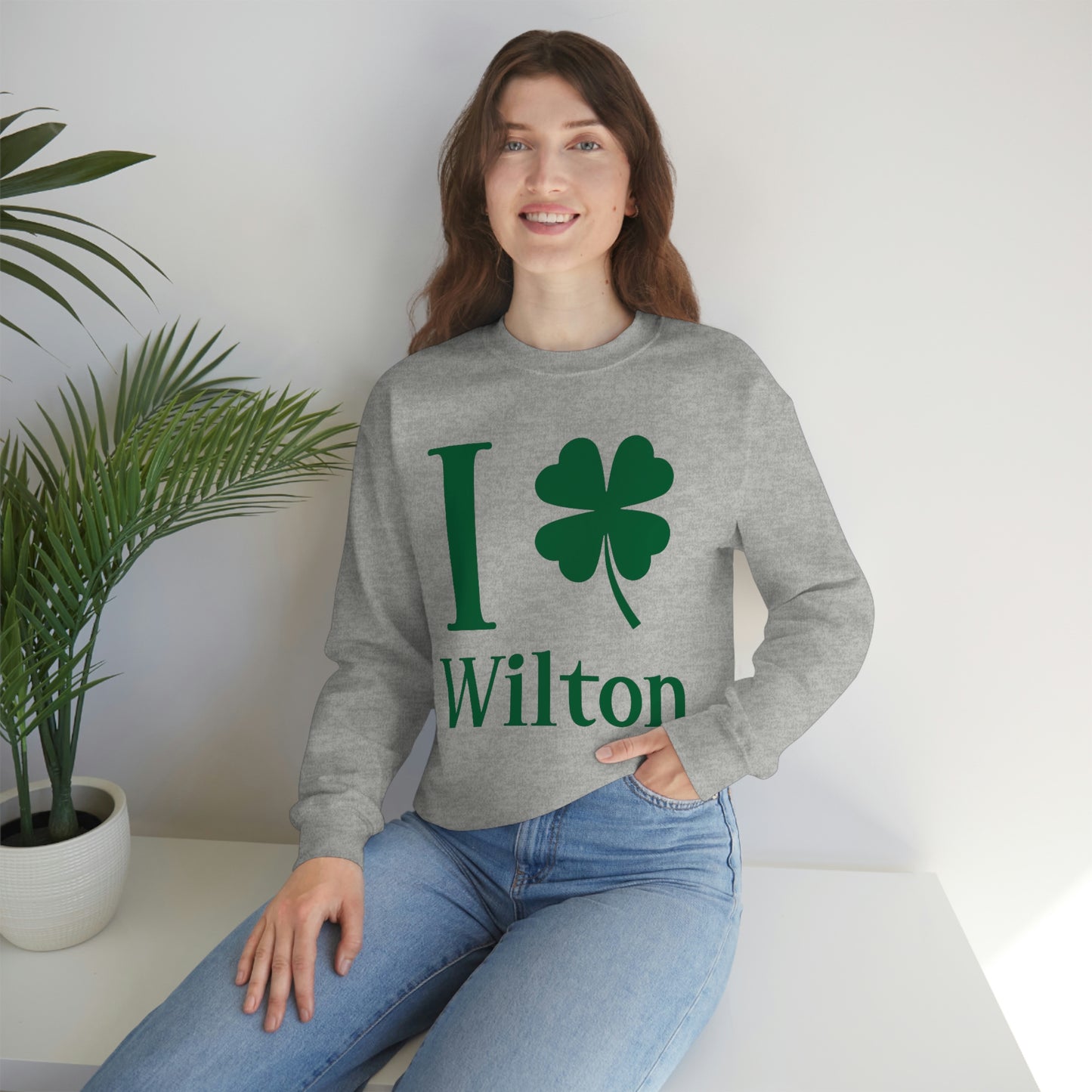 I Clover Wilton (Green)   Unisex Heavy Blend™ Crewneck Sweatshirt