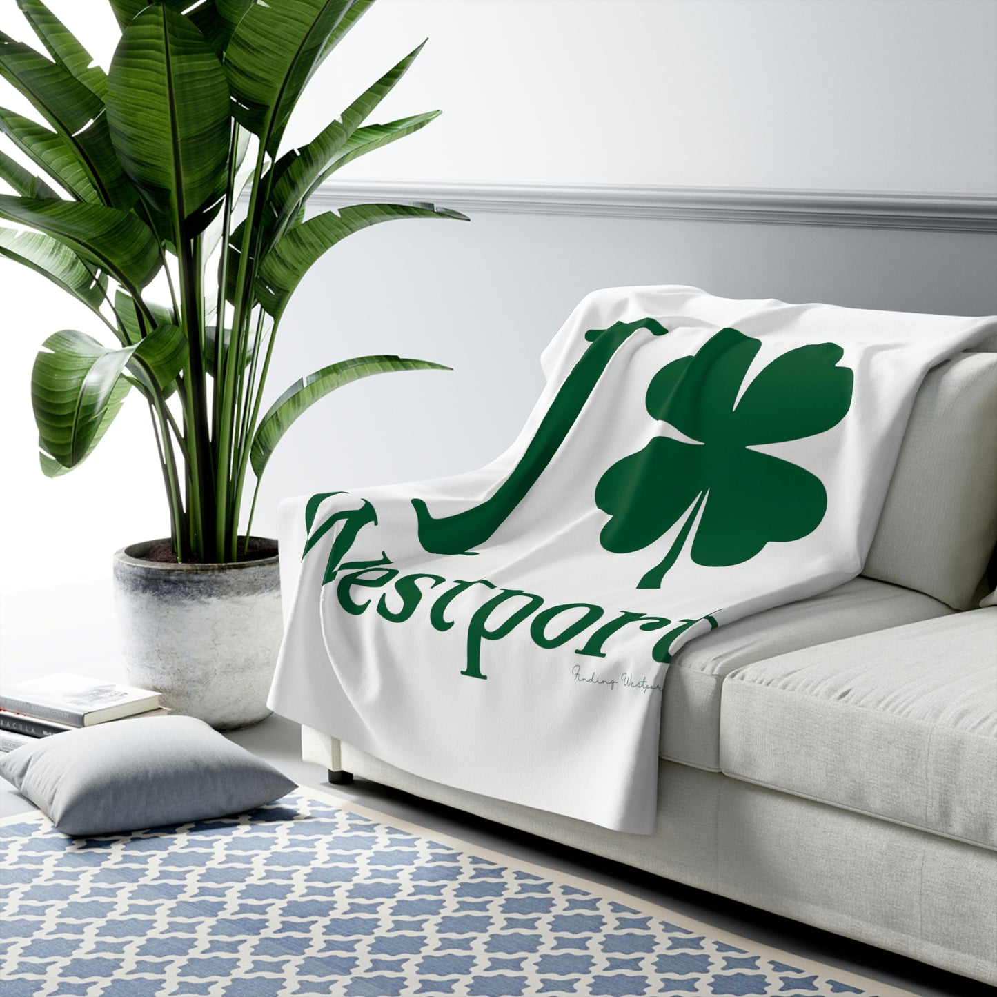 I Clover Westport (Green) Sherpa Fleece Blanket