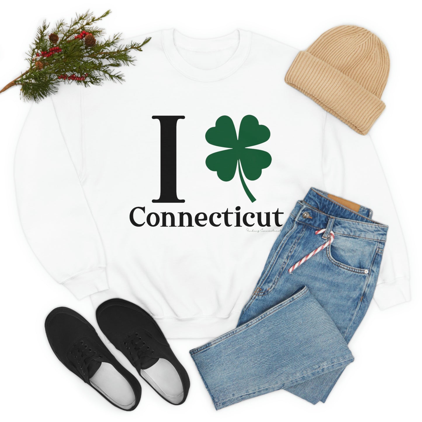 I Clover Connecticut Unisex Heavy Blend™ Crewneck Sweatshirt