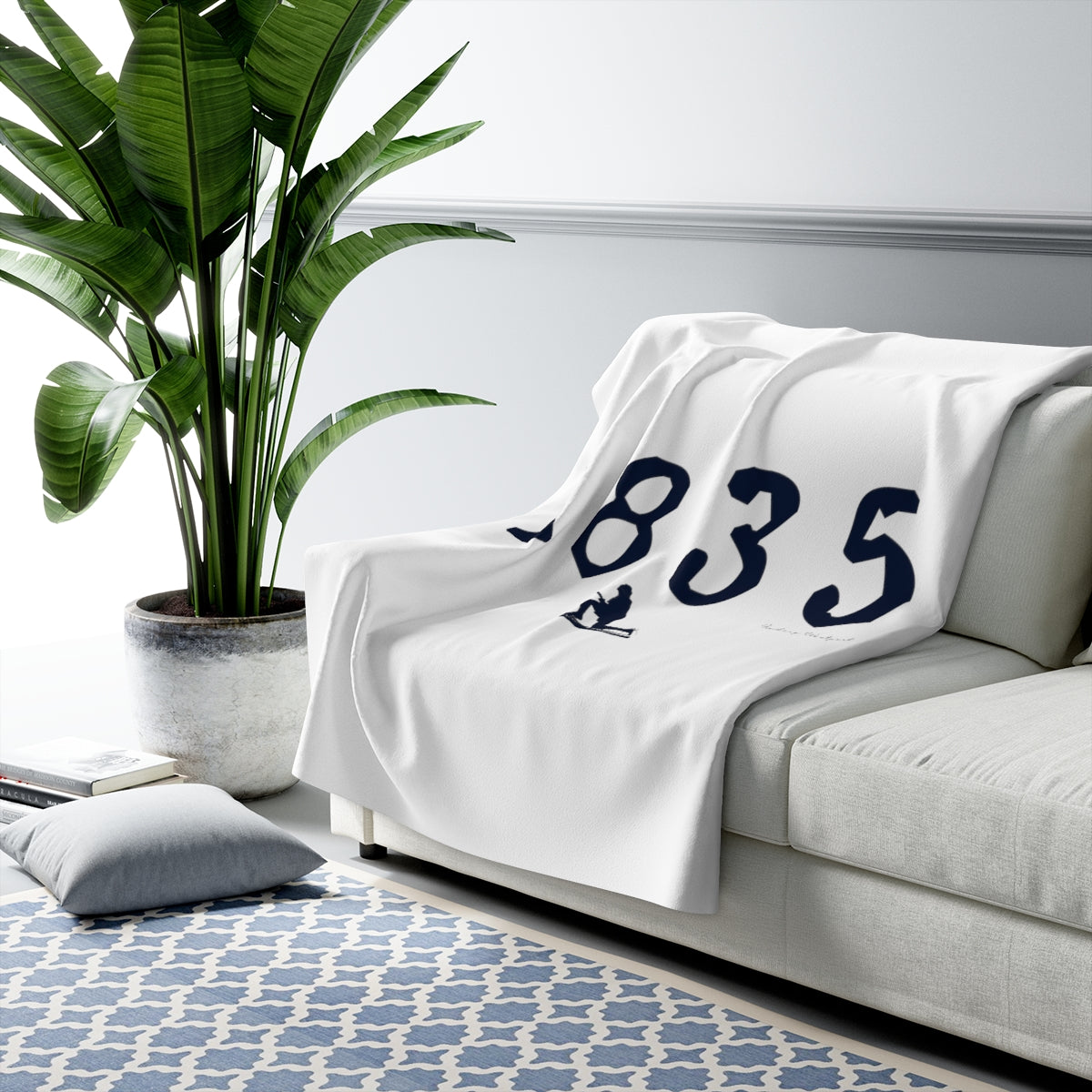 1835 Westport Sherpa Fleece Blanket